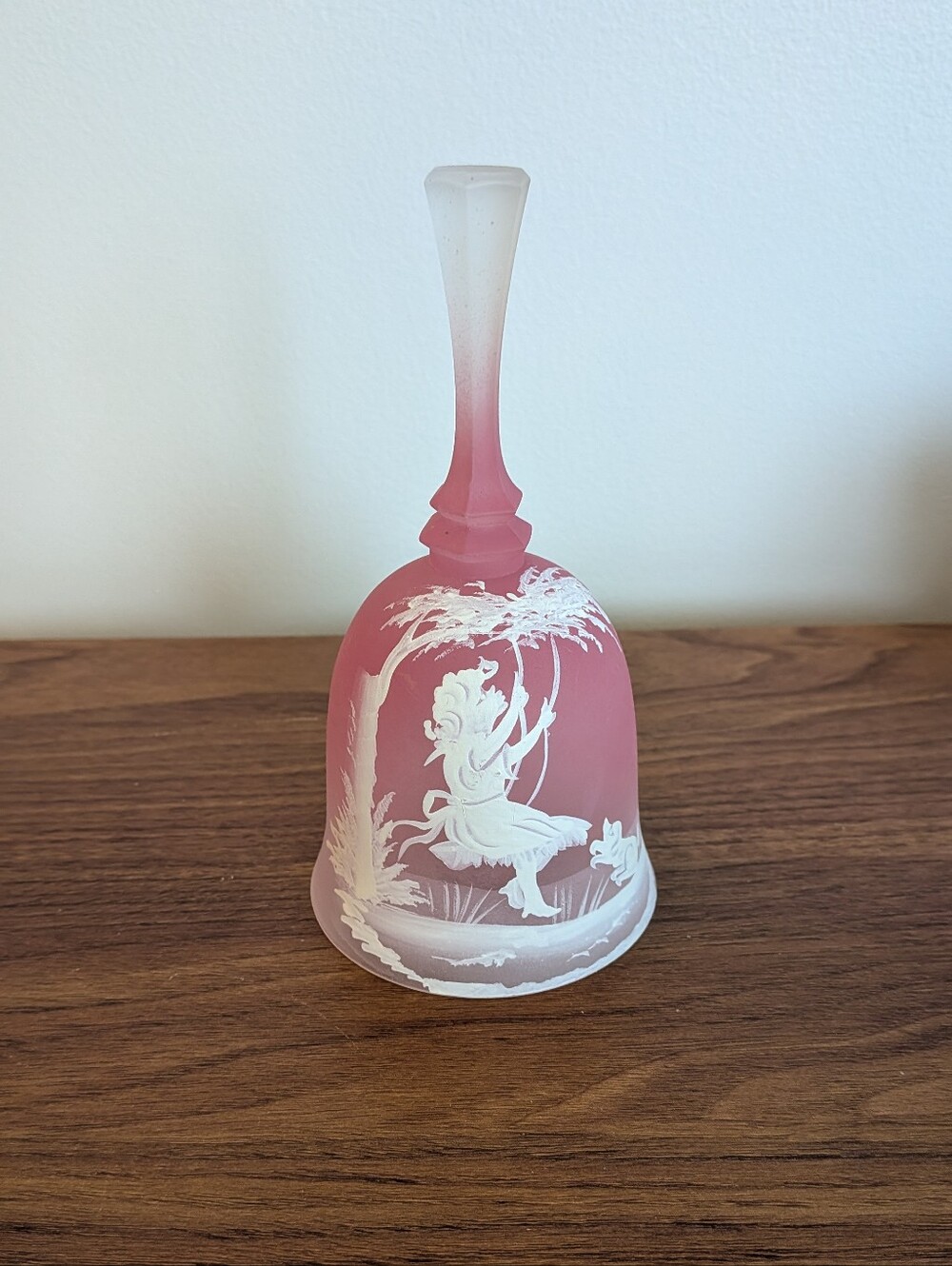 Vintage Fenton MARY GREGORY Signed D GREEN Pink SHADED GLASS BELL